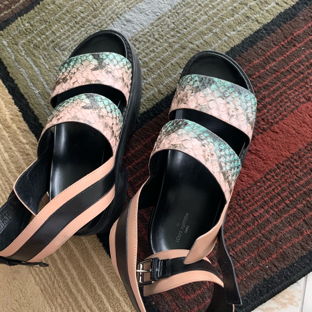 Louis Vuitton Gladiator platform shoes 9
